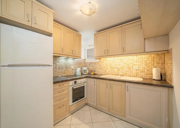 Apartament Irene Luxury Metaxáta
