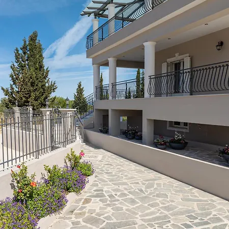 Διαμέρισμα Irene Luxury *